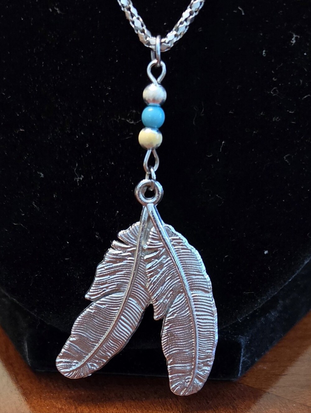 Vintage Southwestern Silvertone Feather Necklace & Matching Cuff Bracelet Set - Picture 2 of 5
